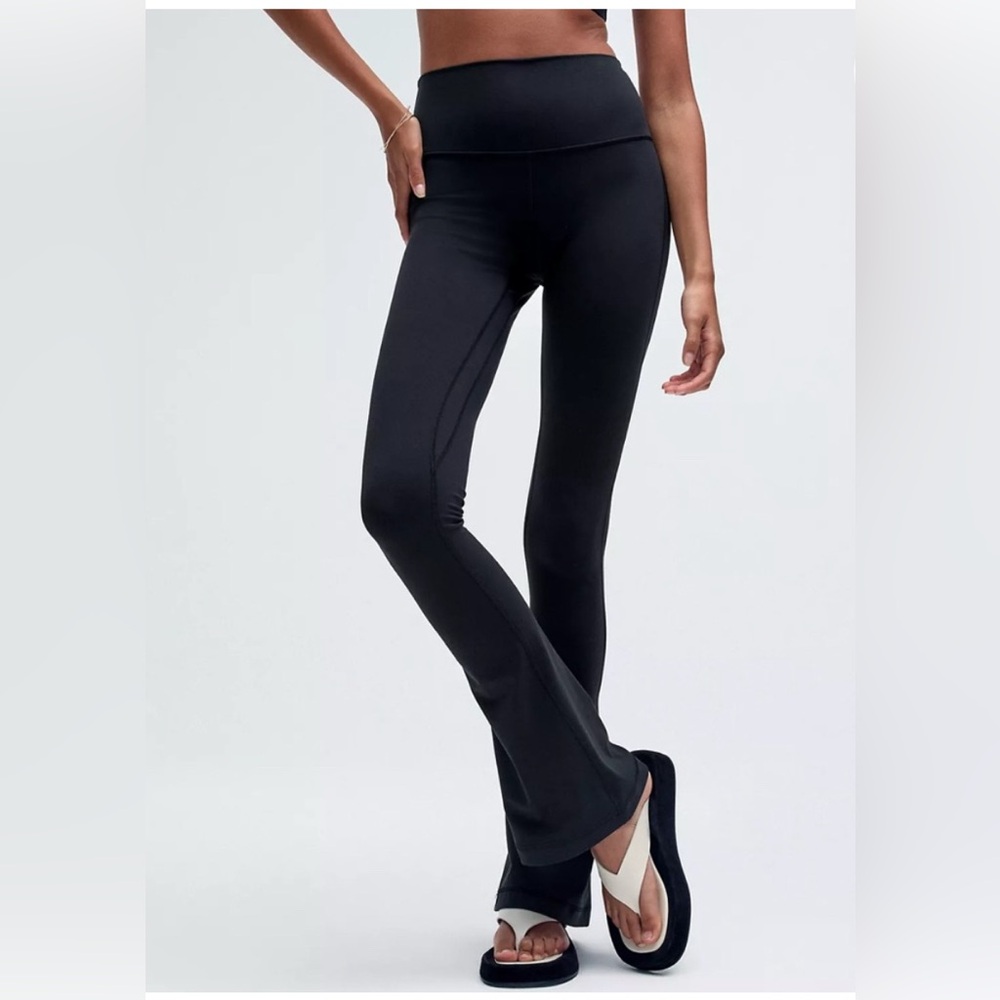lululemon Align™ High-Rise Mini-Flare‎ Pant
Regular